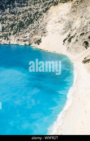 Il Mar Ionio e la spiaggia di Myrtos in Cefalonia, Grecia. Foto Stock