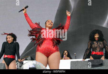 Giorno due immagini di Lovebox festival Festival a Gunnersbury Park a Londra il sabato 13 luglio 2019 (foto di Ian Bines/WENN) dotata di: lizzo dove: Londra, Regno Unito quando: 13 lug 2019 Credit: WENN.com Foto Stock
