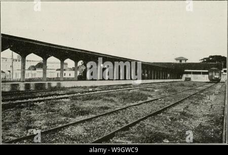 Immagine di archivio da pagina 370 del riesame di Cuba (1907-1931). La Cuba review cubareview15muns Anno: 1907-1931 ( Nuova centrale di Cuba Stazione ferroviaria Edificio a Cicnfucgop. Nuova centrale RailwaylYards a Cienfuegos. Foto Stock