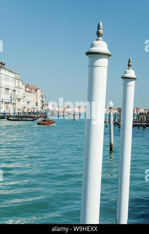 Vista lungo il Grand Canal, Venezia Foto Stock