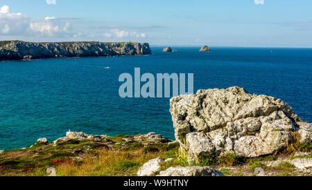 Camaret-sur-Mer. Pen-Hat bay , Crozon penisola. Dipartimento Finisterre. Bretagne. Francia Foto Stock