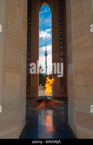 La Fiamma Eterna nel Parco di Montagna , città di Baku, Azerbaijan Foto Stock