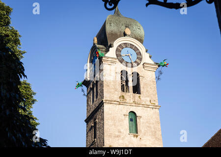 Clock-Tower della chiesa riformata in Eglisau, nel Cantone di Zurigo, Svizzera Foto Stock