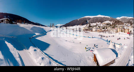 Impianti di risalita a Bolgen, Davos Platz, , Grigioni Svizzera, 30071605.Caption locale *** paesaggio, Campo, Prato, inverno, la neve, il ghiaccio, montagne, Foto Stock