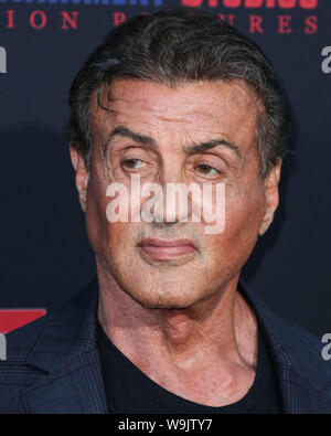 Westwood, Stati Uniti. 13 Ago, 2019. WESTWOOD, Los Angeles, California, Stati Uniti d'America - 13 agosto: Attore Sylvester Stallone arriva a Los Angeles prima di Entertainment Studios' '47 metri giù Uncaged" tenutasi presso il Regency Village Theatre il 13 agosto 2019 a Westwood, Los Angeles, California, Stati Uniti. (Foto di Xavier COLLIN/Image Press Agency) Credito: Image Press Agency/Alamy Live News Foto Stock