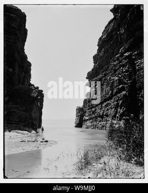 Intorno al Mar Morto (Bahr LUT). Torrente Arnon, guardando ad ovest, verso la sua bocca Foto Stock