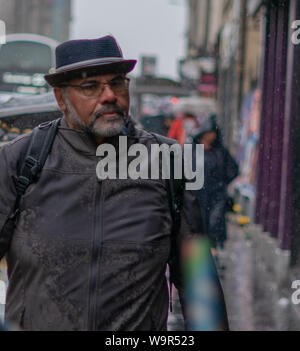 Edimburgo città odl trovanella pioggia estati bagnate giorno Foto Stock