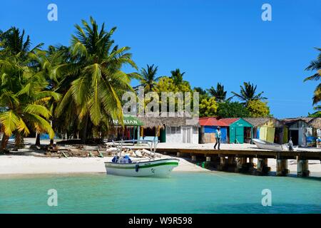 Villaggio di Pescatori di mano Juan, Isla Saona Island, Parque Nacional del Este, Repubblica Dominicana Foto Stock