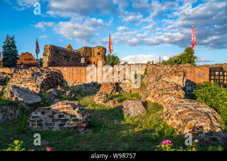 Ruine der Ordensburg Thorn des Deutschen Ritterordens, Torun, Polen, Europa | Le rovine del castello di Toruñ dell'Ordine Teutonico, Torun, Polonia, Europ Foto Stock