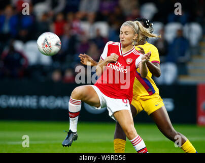 Boreham Wood, Regno Unito. 14 Ago, 2019. BOREHAMWOOD, Inghilterra - 14 agosto: Leah Williamson di Arsenal durante la pre-stagione amichevole tra l'Arsenal e Barcellona Donne al Parco Prato su agosto 14, 2019 a Borehamwood, Inghilterra. Credit: Azione Foto Sport/Alamy Live News Foto Stock