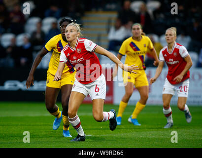 Boreham Wood, Regno Unito. 14 Ago, 2019. BOREHAMWOOD, Inghilterra - 14 agosto: Leah Williamson di Arsenal durante la pre-stagione amichevole tra l'Arsenal e Barcellona Donne al Parco Prato su agosto 14, 2019 a Borehamwood, Inghilterra. Credit: Azione Foto Sport/Alamy Live News Foto Stock