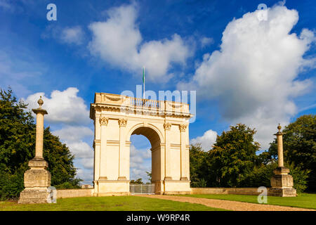 Inghilterra, Buckinghamshire, Stowe Stowe giardini paesaggistici e corinzie Gateway Arch, 30064089.Caption locale *** Foto Stock