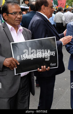 Aldwych, Londra, Regno Unito. Il 15 agosto 2019. Il Kashmir protesta al di fuori dell'Alta Commissione Indiana a Londra dal Pakistan sostenitori. Credito: Matteo Chattle/Alamy Live News Foto Stock