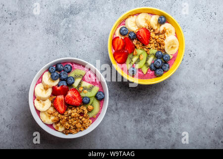 Un sano frullato di acai ciotola Foto Stock