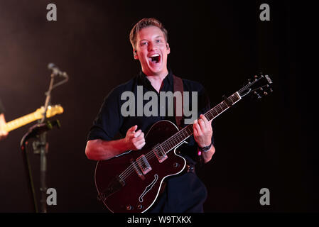 BENICASSIM, SPAGNA - LUGLIO 21: George Ezra (band indie pop) si esibirà in concerto al Festival FIB (Festival Internacional de Benicassim) il 21 luglio 2019 in Foto Stock