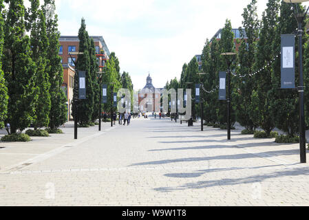 No. 1 Street in rigenerato Regio Arsenale Riverside in SE London, England, Regno Unito Foto Stock