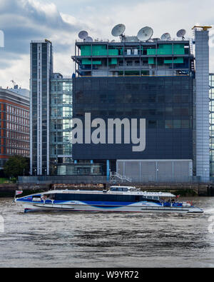 Thomson Reuters Data Center - Thomson Reuters Docklands Centro Tecnico Blackwall cortile ad est di Londra. Aperto 1992, Rogers Stirk Harbour + Partners Foto Stock