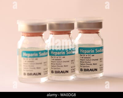 Eparina sodica fiale , farmaco anticoagulante Foto Stock