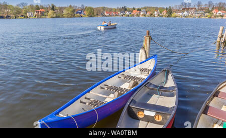 Canoa al lago Stadtsee in Molln, Germania Foto Stock