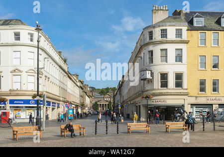 Vista della riforma Street, Dundee, Tayside, REGNO UNITO Foto Stock
