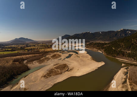 Vista aerea della Fraser River Valley vicino alla città di Chilliwack, British Columbia. Foto Stock