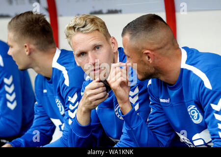 Maastricht, Nederland. 16 Ago, 2019. MAASTRICHT- calcio, 16-08-2019, stadion de Geusselt, MVV Maastricht - de Graafschap, olandese Keuken Kampioen divisie, stagione 2019/2020, de Graafschap speler Stefan Nijland ha iniziato nuovamente al banco. Credito: Pro scatti/Alamy Live News Foto Stock