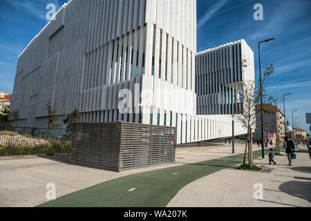 Lisbona architettura moderna immagine che mostra un meraviglioso pezzo di architettura di Lisbona, sede di EDP Foto Stock