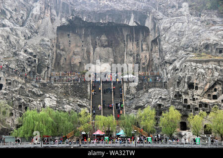 L Henan luoyang le Grotte di Longmen scenic Foto Stock