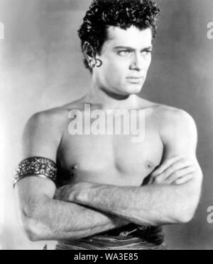 TONY CURTIS nel principe che era un ladro (1951), diretto da Rudolph mate. Credito: Universal Pictures / Album Foto Stock