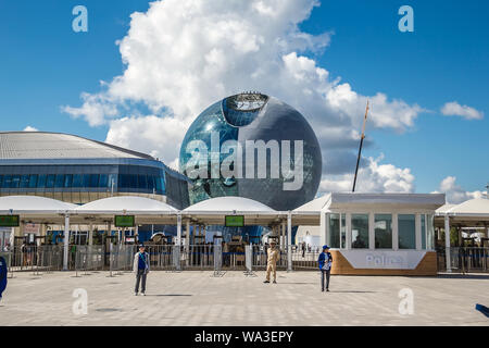 Vista dell'edificio dell'Esposizione Internazionale Specializzata "Astana EXPO-2017' Astana, Kazakhsta Foto Stock