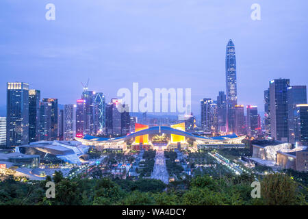 Shenzhen Futian distretto centrale di notte Foto Stock