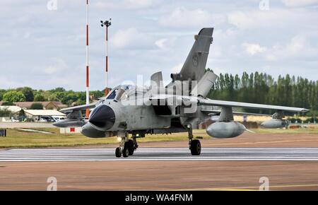 Forza Aerea Italiana A-200 Panavia Tornado Foto Stock