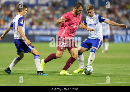 Saragozza, Spagna. 17 Ago, 2019. Filip Malbasic del CD Tenerife (22) durante la Liga match tra il Real Zaragoza e CD Tenerife. (Foto di Daniele Marzo/Pacific Stampa) Credito: Pacific Press Agency/Alamy Live News Foto Stock