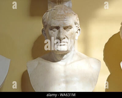 Città del Vaticano - Aprile 5, 2016: busto di Cicerone nei Musei Vaticani. Foto Stock