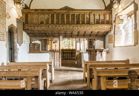 Chiesa Partrishow vicino a Abergavenny in Powys Galles del Sud Foto Stock