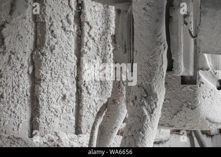 Parte di polvere di farina e polvere elettrica portatile frantumatore di grani per agriturismo Foto Stock