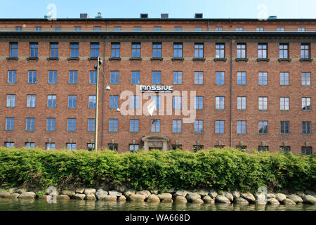 Malmo, Svezia - 13 Luglio 2019: l'edificio della Massive Entertainment Studio, la società è stata completamente di proprietà di Ubisoft Foto Stock