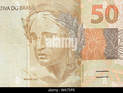 Cinquanta brasiliana Vera banconota. Nota marrone, 50 reais brl. Denaro brasiliano, reale nota. Foto macro. Foto Stock