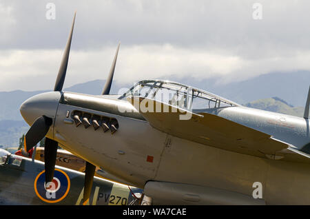 De Havilland DH.98 Mosquito Seconda Guerra Mondiale aereo da combattimento a Wings Over Wairarapa airshow cofano, aerodrome, Masterton, Nuova Zelanda Foto Stock