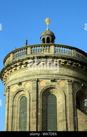 La Tour rinascimento di Cathedrale Saint Pierre da Place Saint Pierre, Vannes, Morbihan, in Bretagna, Francia Foto Stock