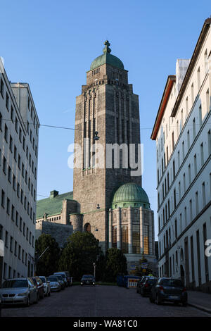 Kallio chiesa illuminata dal sole di sera a Helsinki in Finlandia Foto Stock