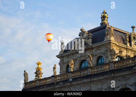Dettagli Arhitecturel in Dresden Germania. Zwinger Foto Stock