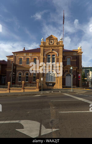 Ex Collegio Tecnico (1897) edificio è stato progettato da architetto: George Brockwell Gill ora home al Pumpyard Bar & Birreria Ipswich Queensland Au Foto Stock