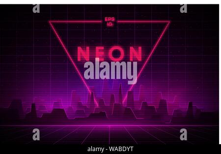 Notte Retrowave città con griglia di laser e neon grande triangolo sullo sfondo. Paesaggio urbano futuristico con neon incandescente rosa e viola le luci antinebbia e su Illustrazione Vettoriale