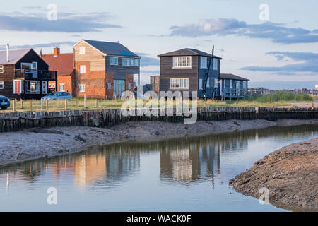 Il tramonto del Suffolk villaggio costiero di Walberswick, East Suffolk, Inghilterra, Regno Unito Foto Stock