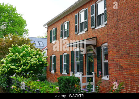 CHESTERTOWN, MD -17 agosto 2019- Vista della città storica di Chestertown, Maryland, Stati Uniti, sede della contea del Kent nella baia di Chesapeake regione. Foto Stock