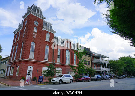 CHESTERTOWN, MD -17 agosto 2019- Vista della città storica di Chestertown, Maryland, Stati Uniti, sede della contea del Kent nella baia di Chesapeake regione. Foto Stock