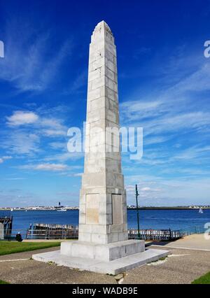 Donald McKay obelisco - Castello Isola, Boston, Massachusetts - 20171028 134902. Foto Stock