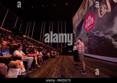 Jiaozi, il regista cinese di film animati 'Ne Zha,' parla durante un evento di premiere a Pechino in Cina, 26 luglio 2019. La prossima animato cinese Foto Stock