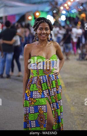 Agli operatori di 2019 Festival de Música del Pacifico Petronio Alvarez in Cali, Colombia Foto Stock